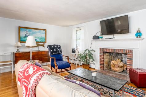 7 Bay Shore Road Barnstable MA 02601