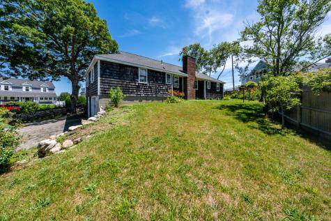 7 Bay Shore Road Barnstable MA 02601