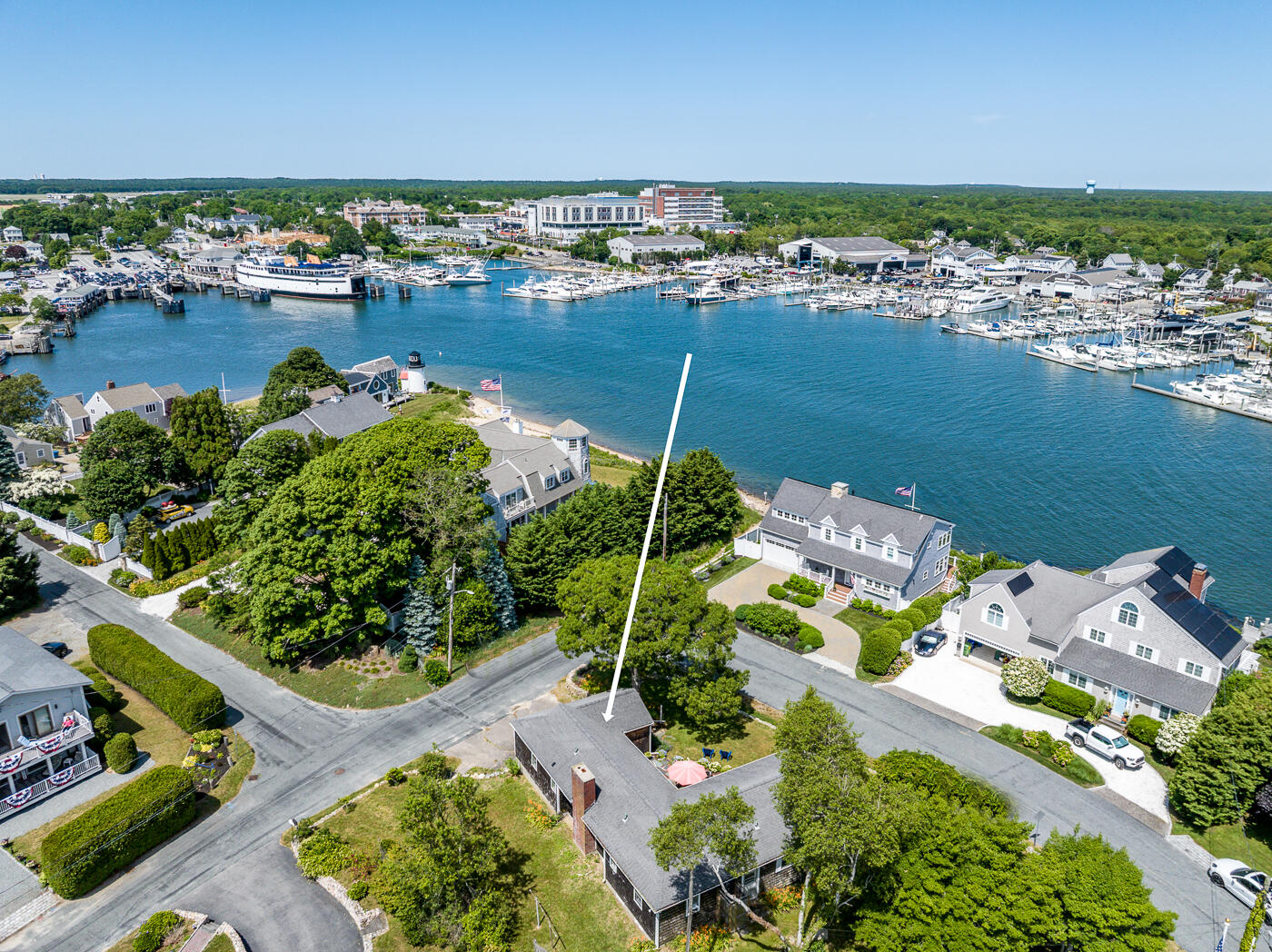 7 Bay Shore Road Barnstable MA 02601