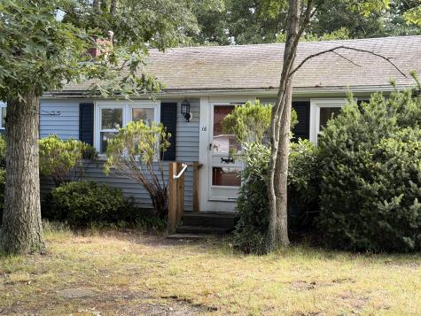 16 Lake Road Yarmouth MA 02673