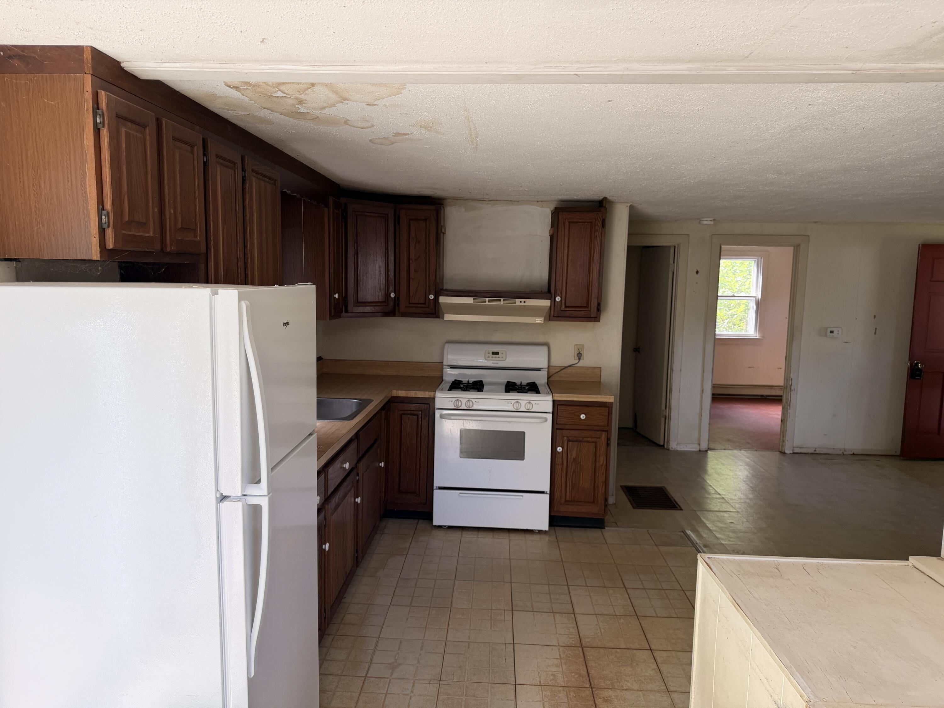 16 Lake Road West Yarmouth MA 02673