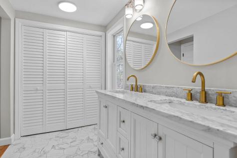 148 Hollow Road Barnstable MA 02635
