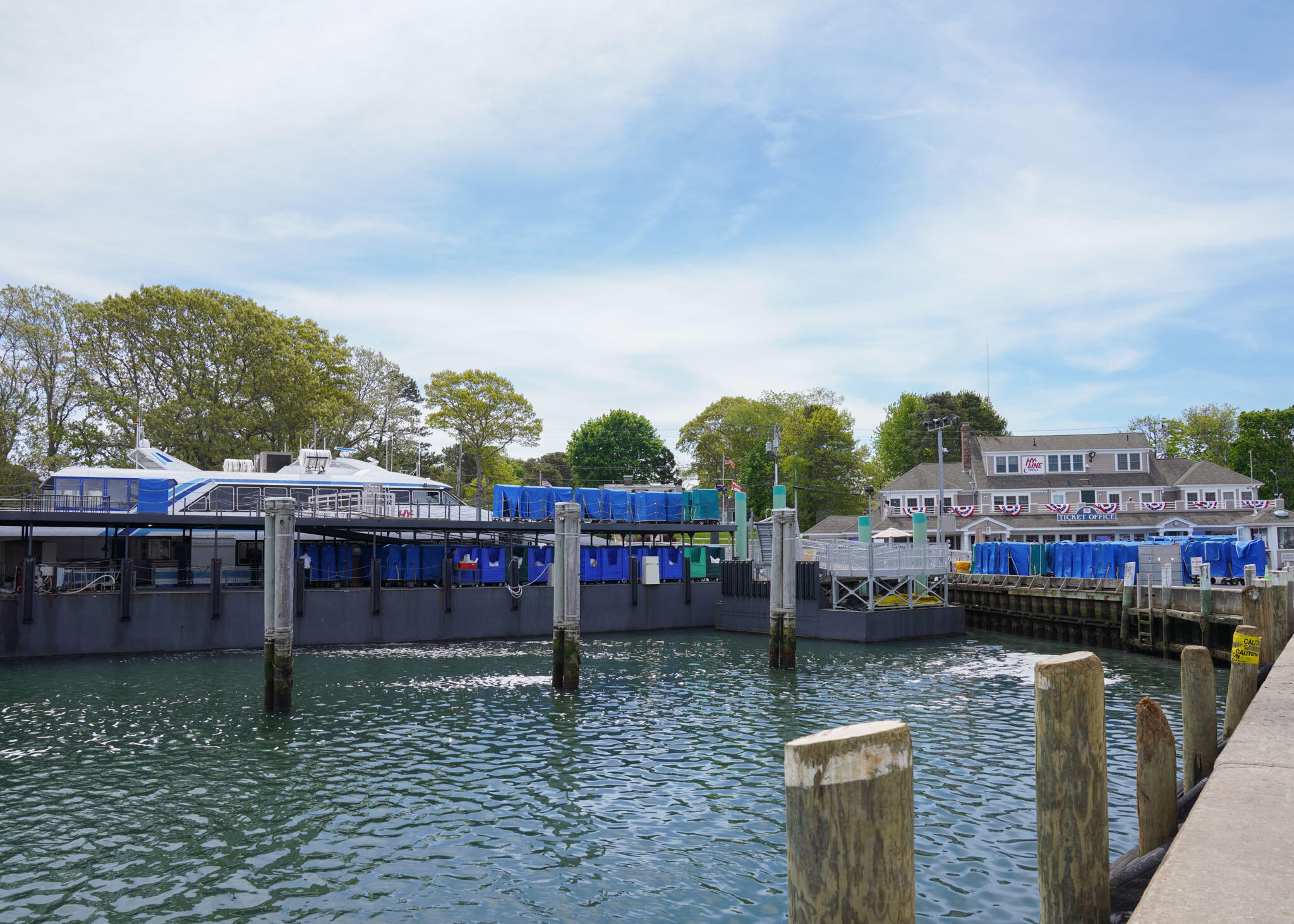 16 Dartmouth Street Barnstable MA 02601