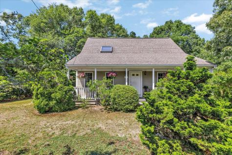 118 Algonquin Avenue MA 02649