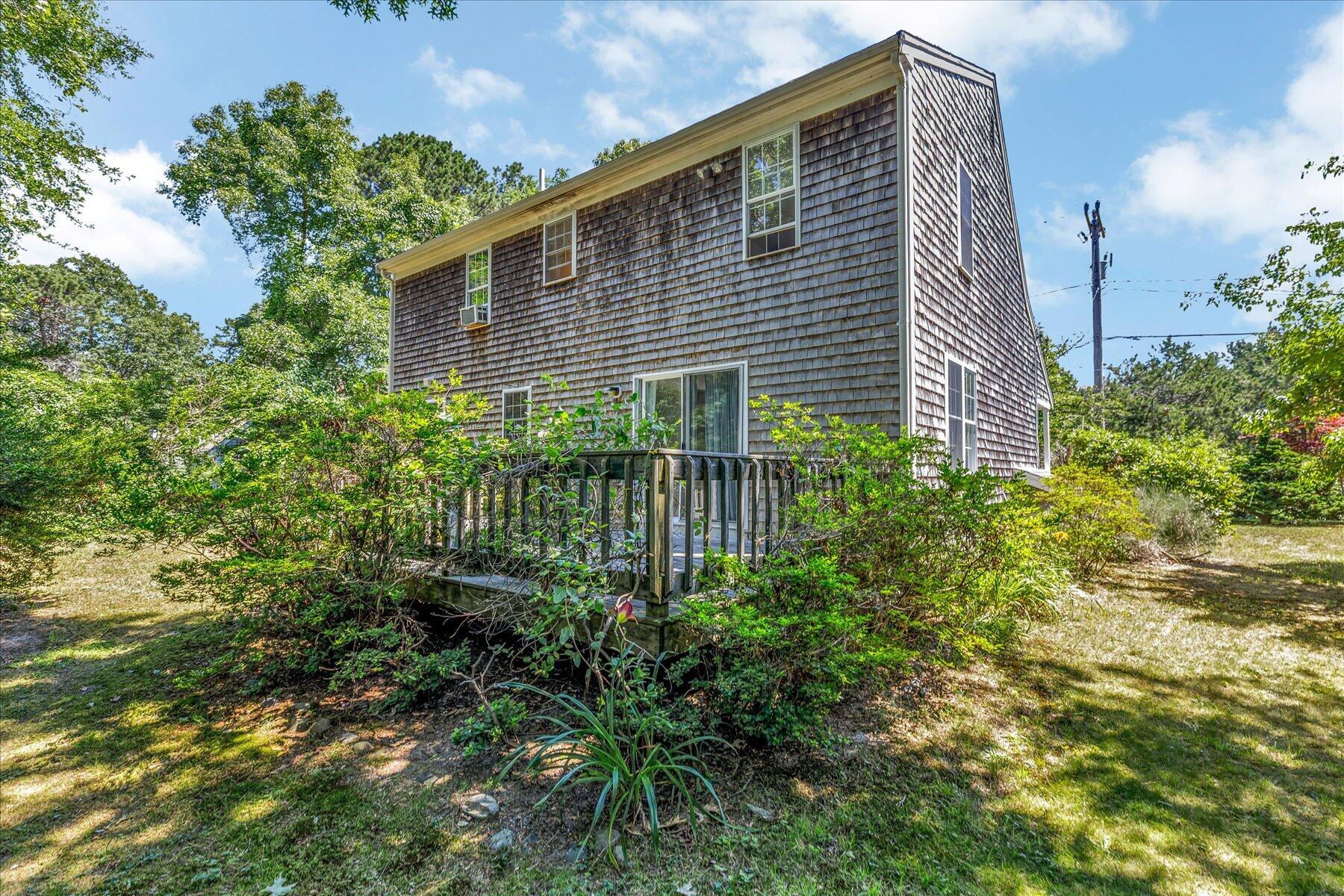 118 Algonquin Avenue Mashpee MA 02649