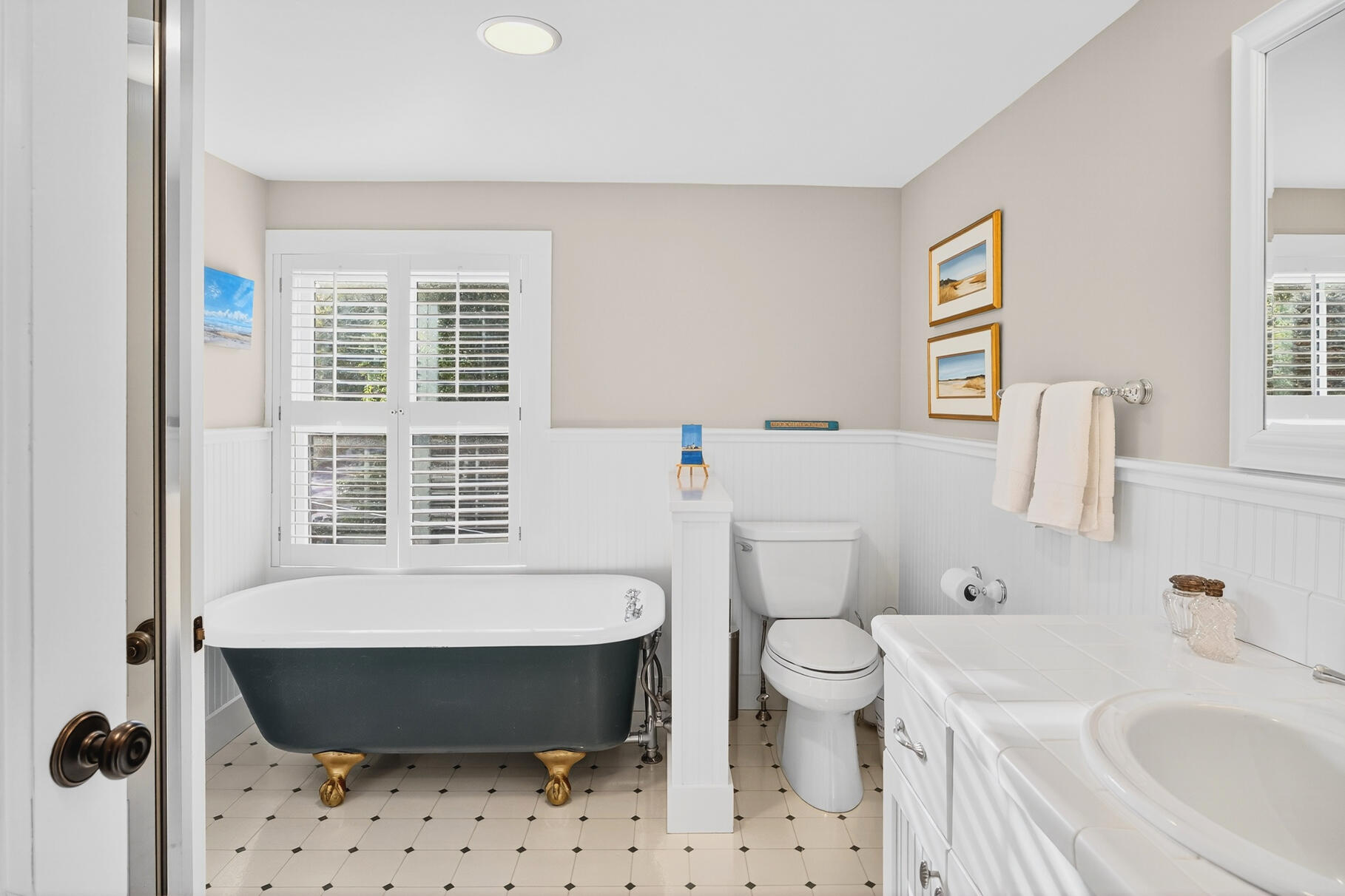 112 Main Street Yarmouth Port MA 02675