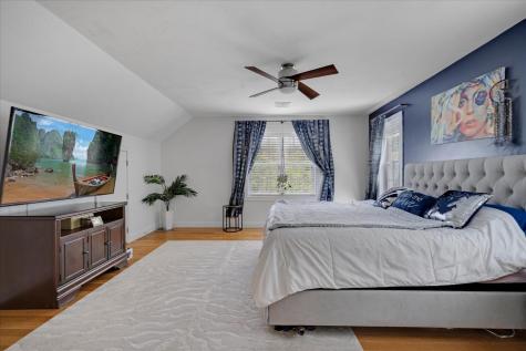 11 Dawe Lane Bourne MA 02532