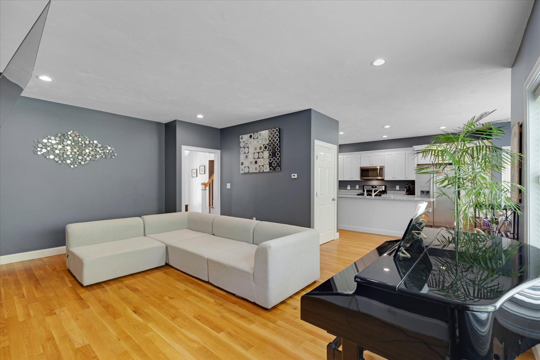 11 Dawe Lane Bourne MA 02532