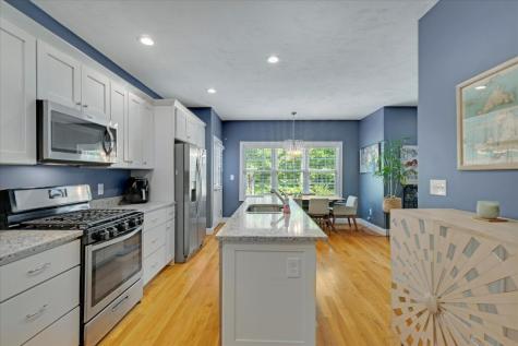 11 Dawe Lane Bourne MA 02532