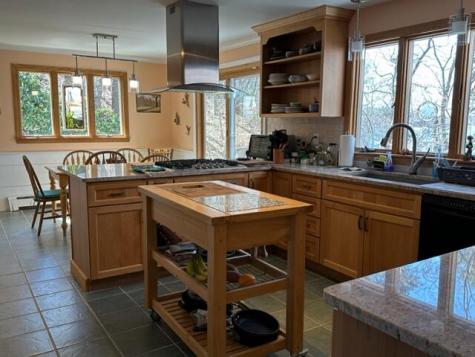 35 Hollidge Hill Lane Barnstable MA 02648