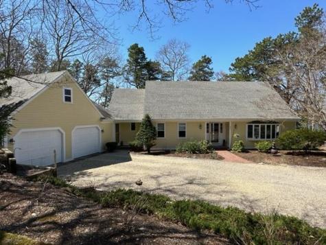 35 Hollidge Hill Lane Barnstable MA 02648