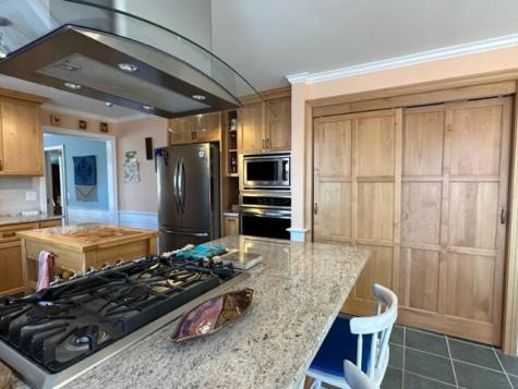 35 Hollidge Hill Lane Barnstable MA 02648