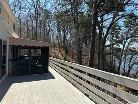 35 Hollidge Hill Lane Barnstable MA 02648