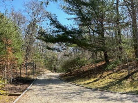 35 Hollidge Hill Lane Barnstable MA 02648