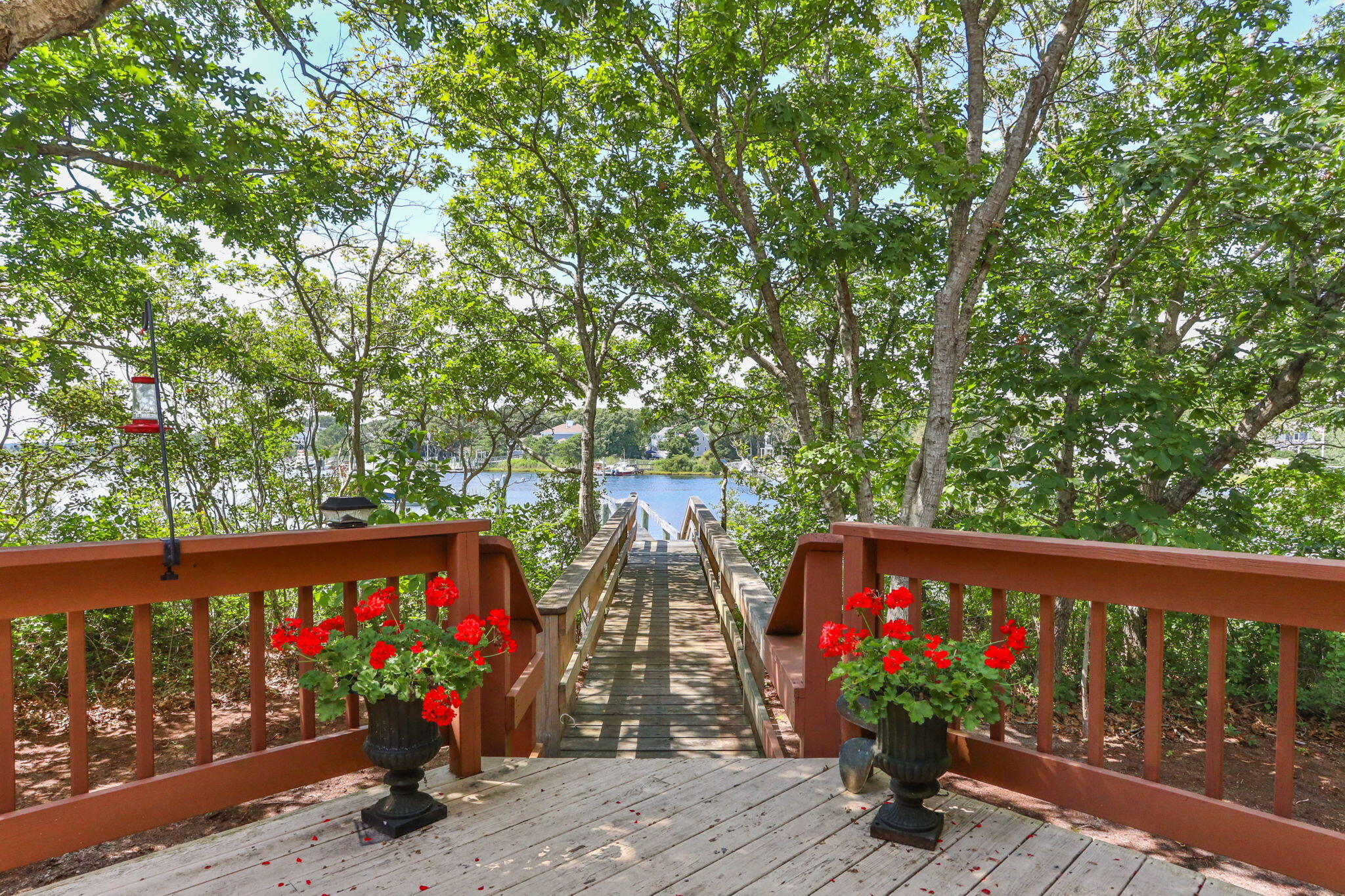 22 Samoset Road Mashpee MA 02649