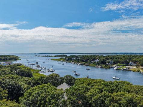 22 Samoset Road Mashpee MA 02649