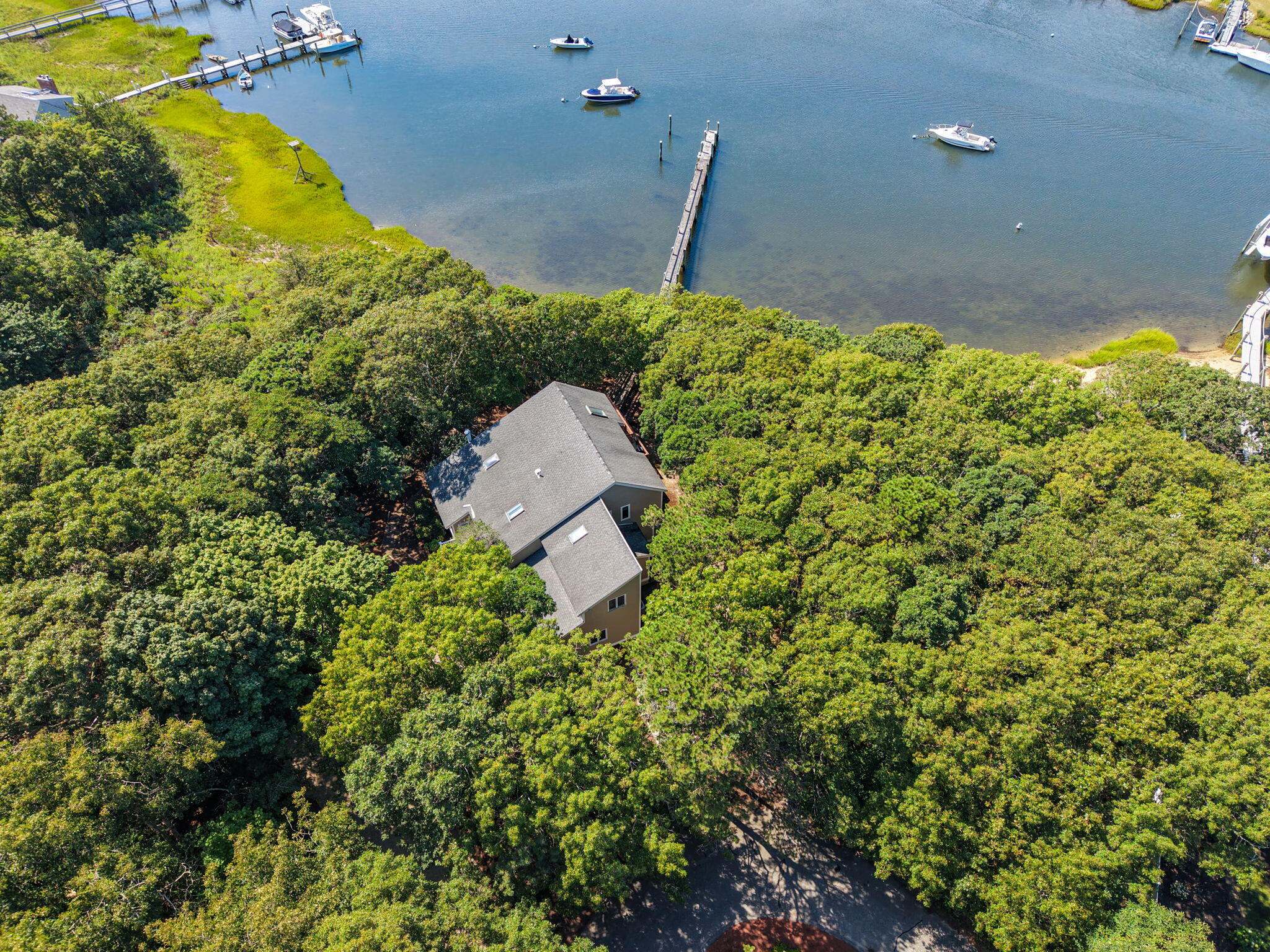22 Samoset Road Mashpee MA 02649