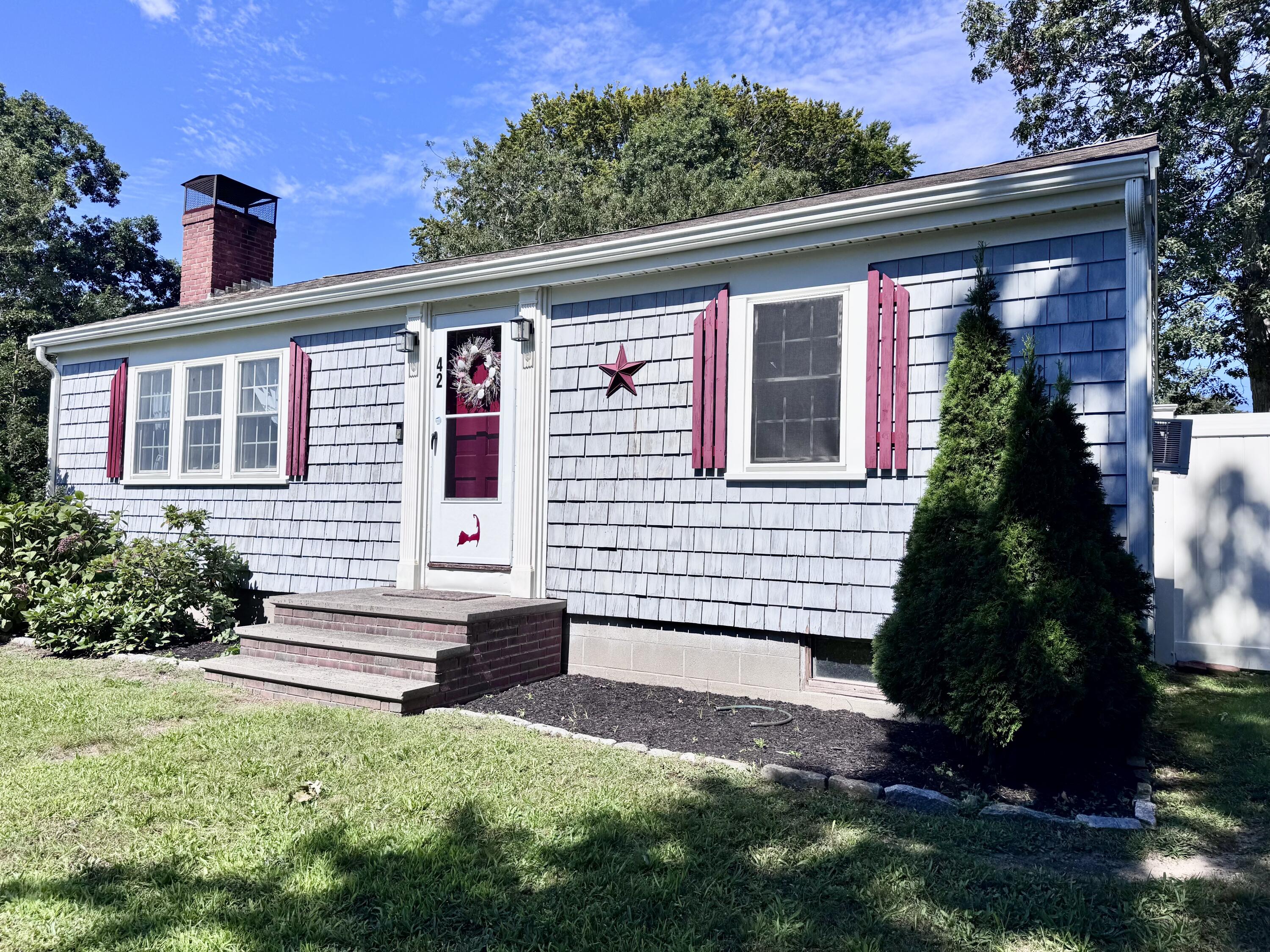 42 Vineyard Avenue Hyannis MA 02601