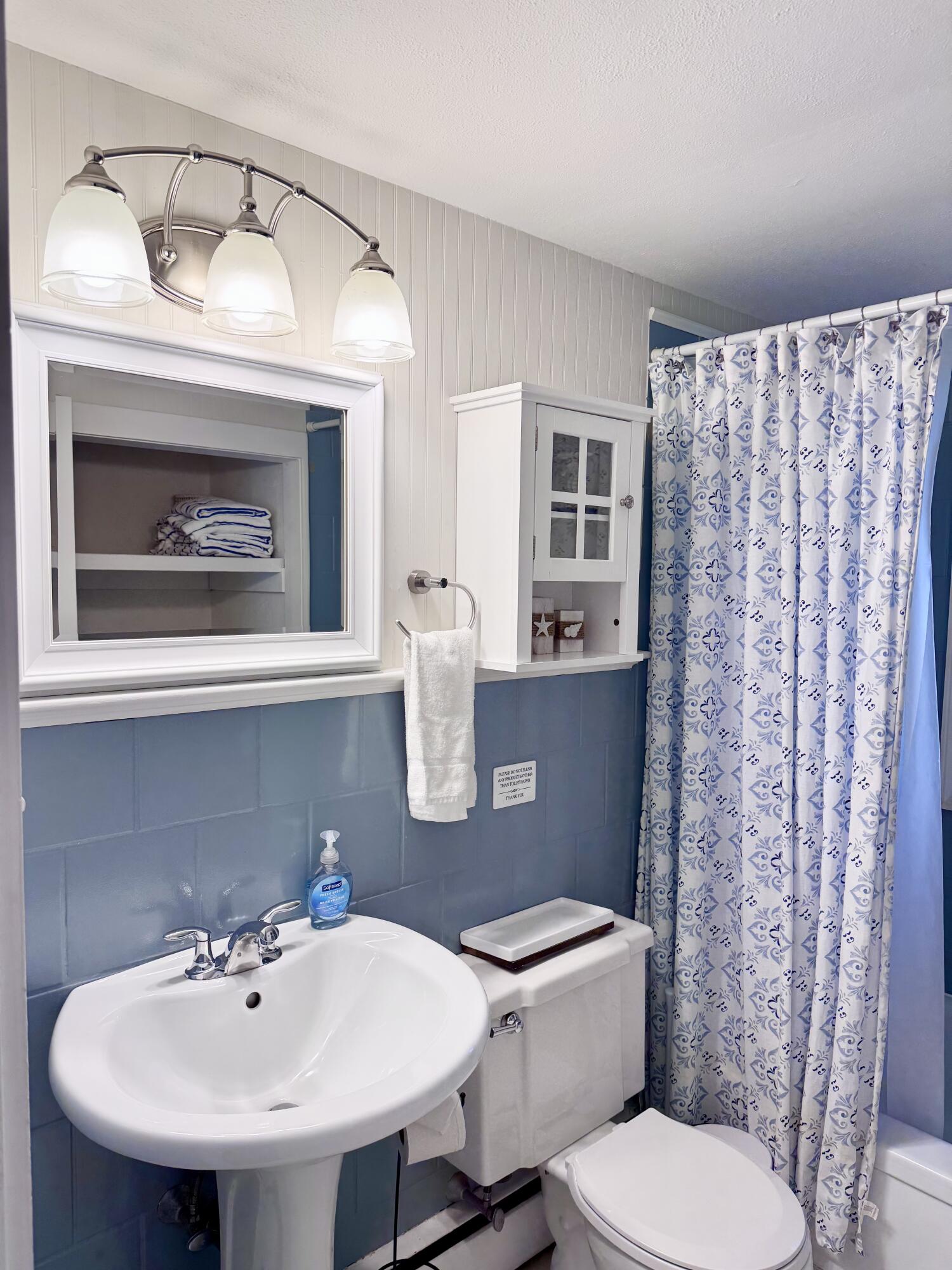 42 Vineyard Avenue Hyannis MA 02601