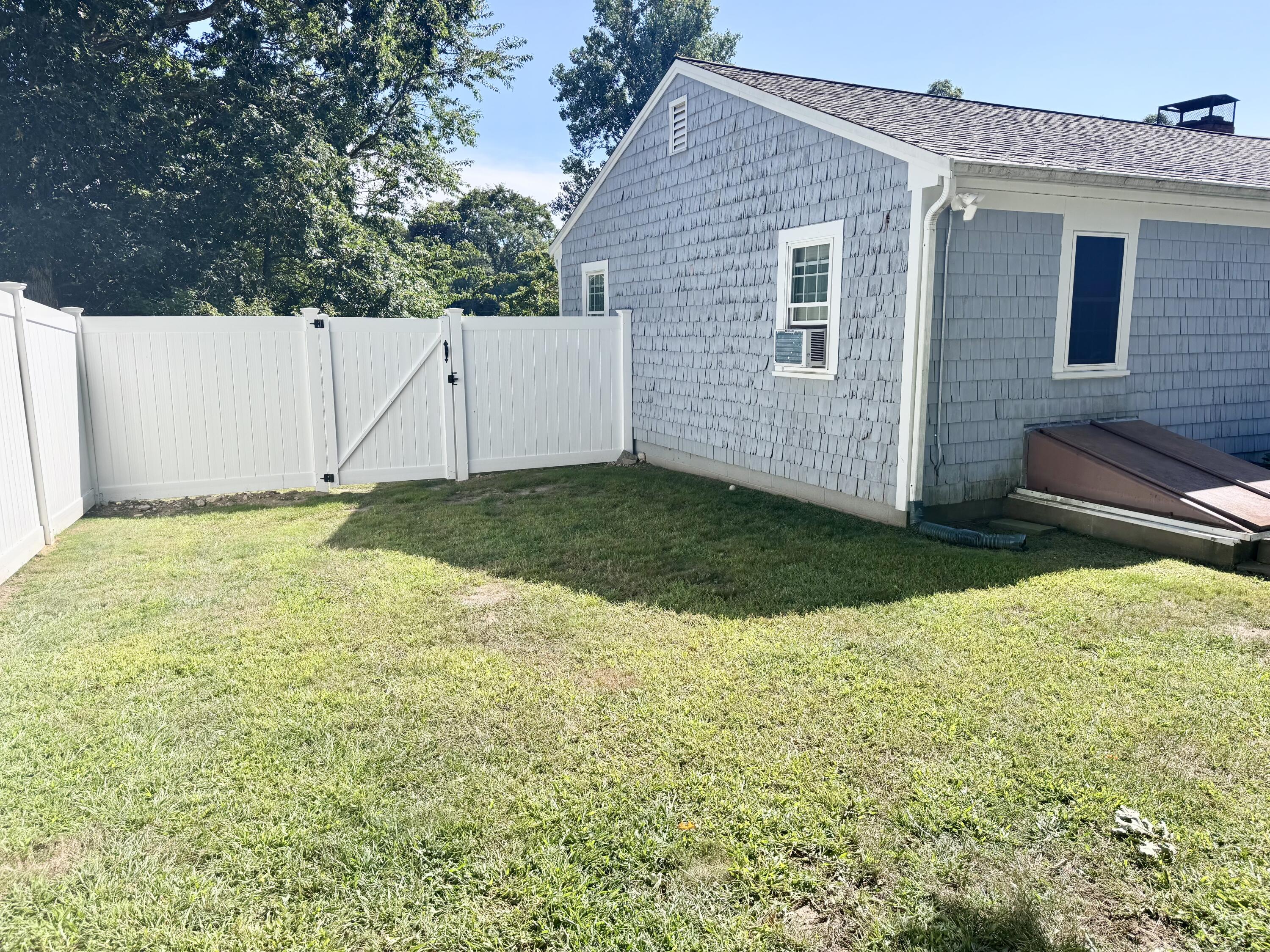 42 Vineyard Avenue Hyannis MA 02601