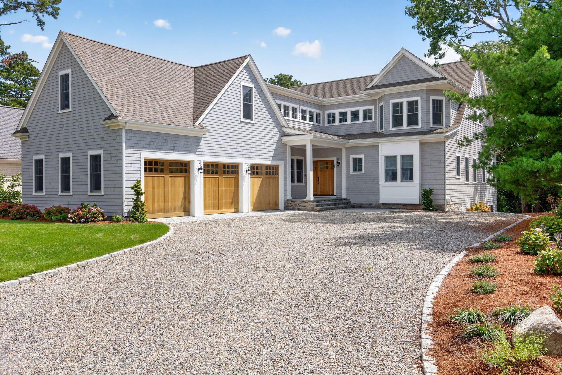 28 Quaker Run Road Mashpee MA 02649