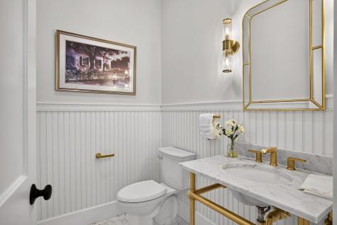 28 Quaker Run Road Mashpee MA 02649
