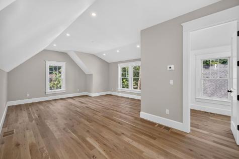 28 Quaker Run Road Mashpee MA 02649