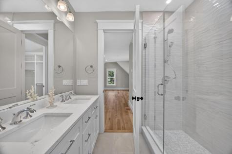 28 Quaker Run Road Mashpee MA 02649