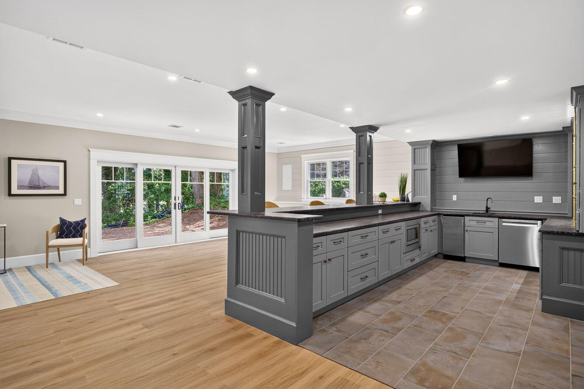 28 Quaker Run Road Mashpee MA 02649