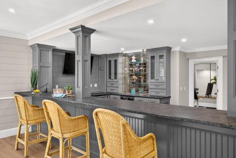 28 Quaker Run Road Mashpee MA 02649