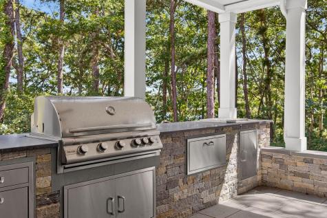 28 Quaker Run Road Mashpee MA 02649