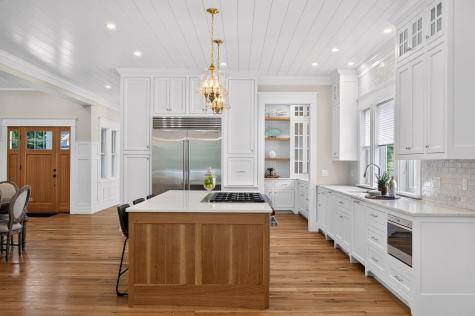 28 Quaker Run Road Mashpee MA 02649