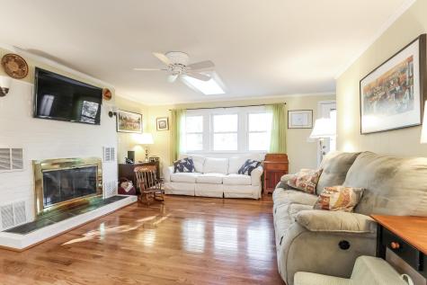 70 Raspberry Lane Marstons Mills MA 02648