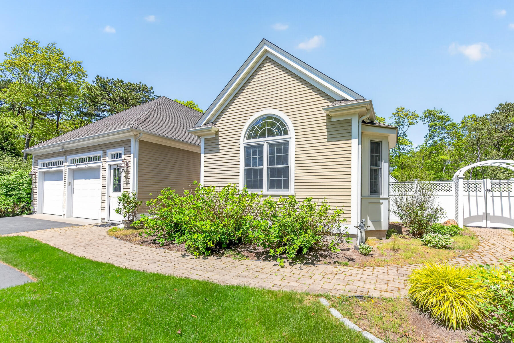 382 Falmouth Woods Road Falmouth MA 02536