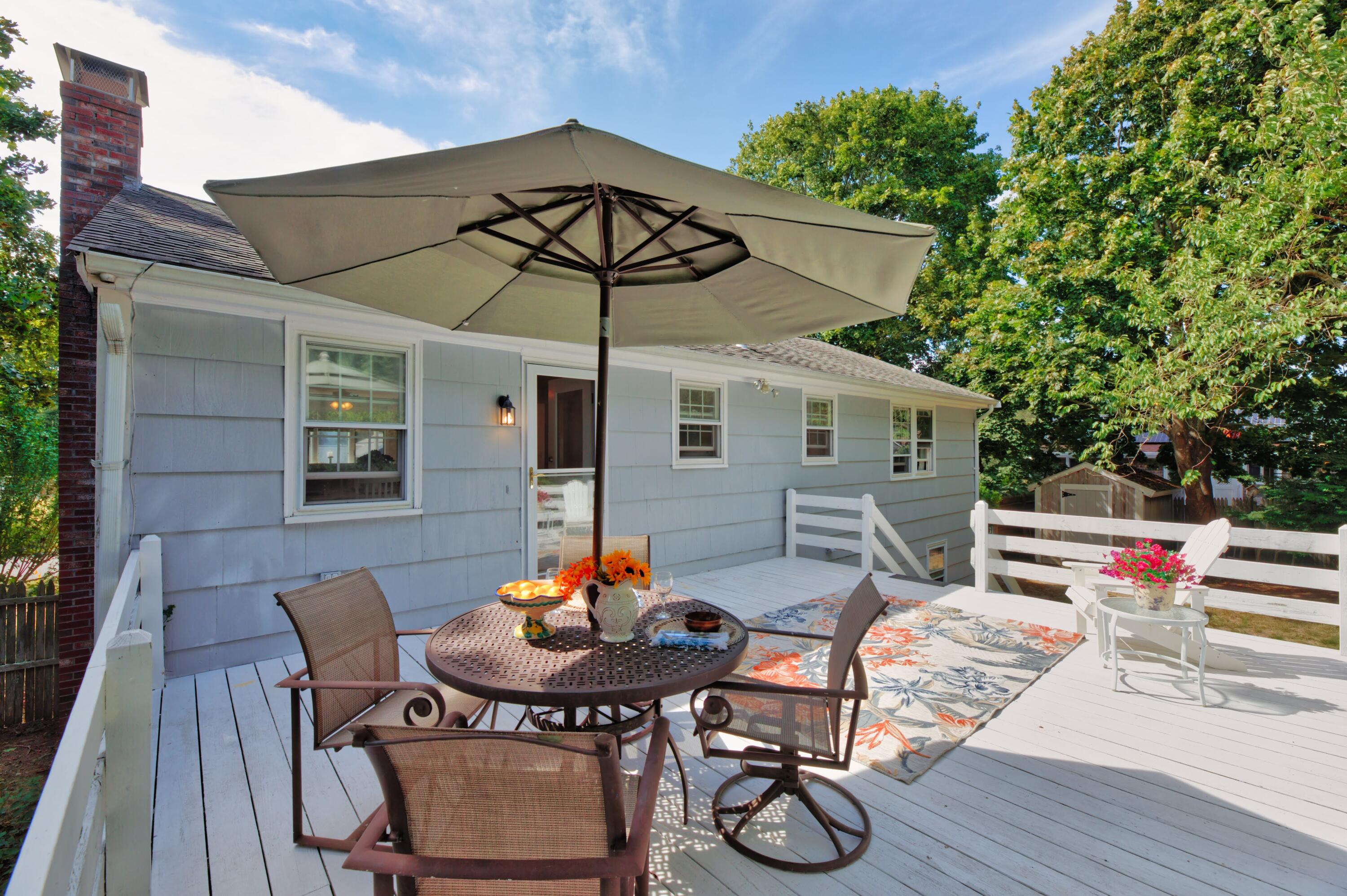 3 Elizabeth Road Pocasset MA 02559