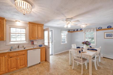 3 Elizabeth Road Pocasset MA 02559
