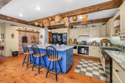 41 Court Street Chatham MA 02650