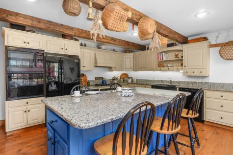 41 Court Street Chatham MA 02650