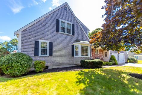 4 Laura Lane Dennis MA 02638