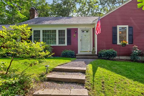 7 Bent Bluff Lane Yarmouth Port MA 02675