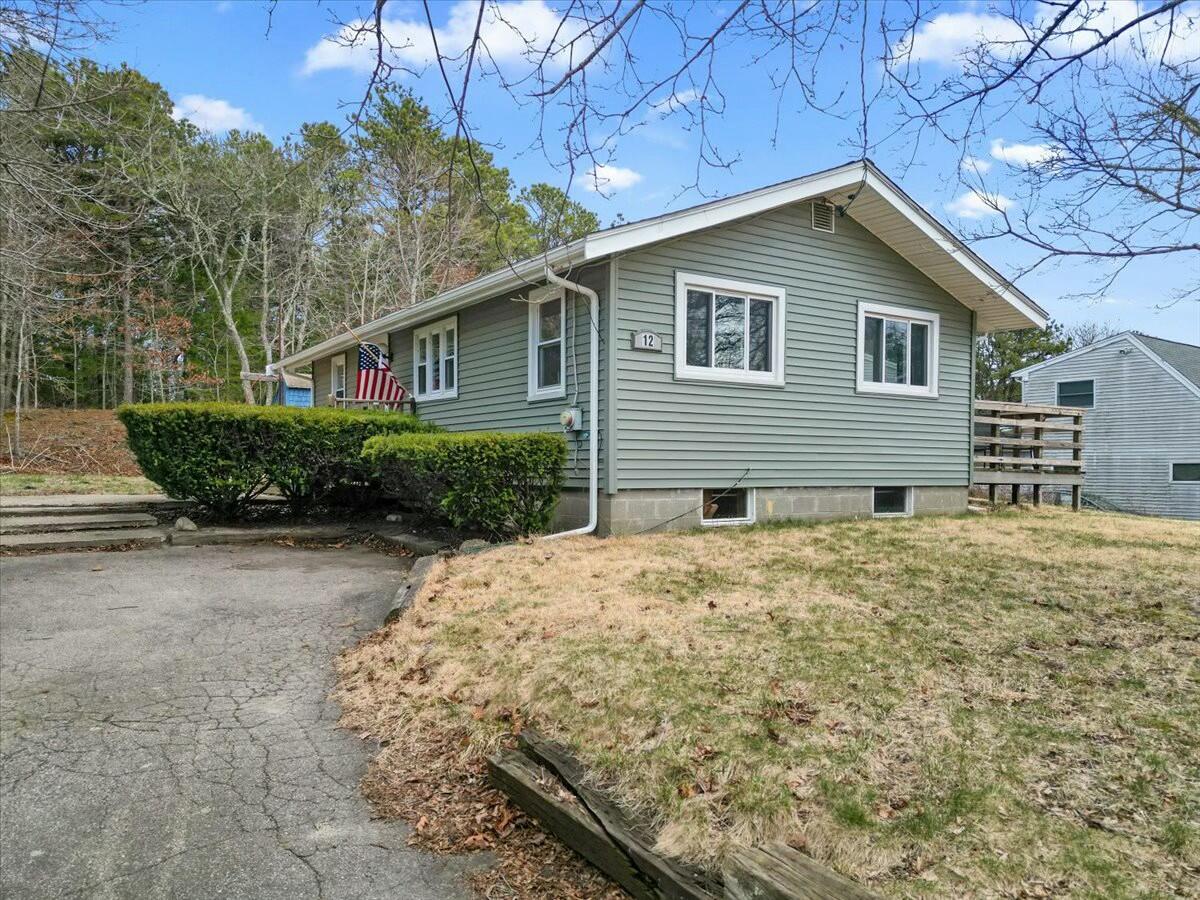 12 Wind Rose Lane Plymouth MA 02360