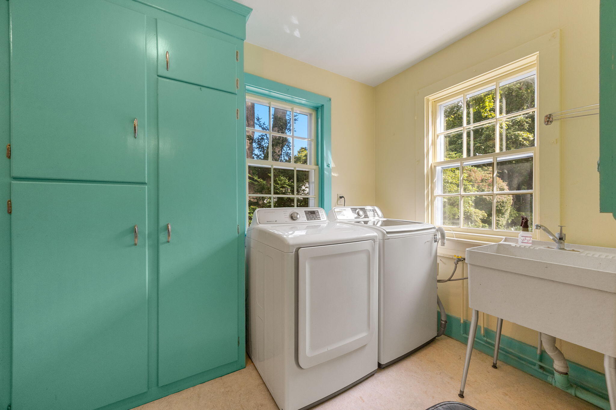 188 Ocean View Avenue Barnstable MA 02635