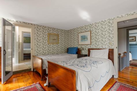 188 Ocean View Avenue Barnstable MA 02635