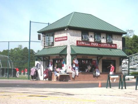 188 Ocean View Avenue Barnstable MA 02635