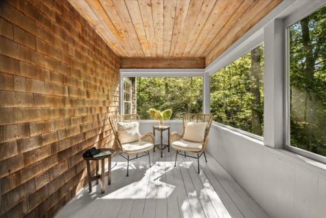 89 F R Lillie Road Woods Hole MA 02543