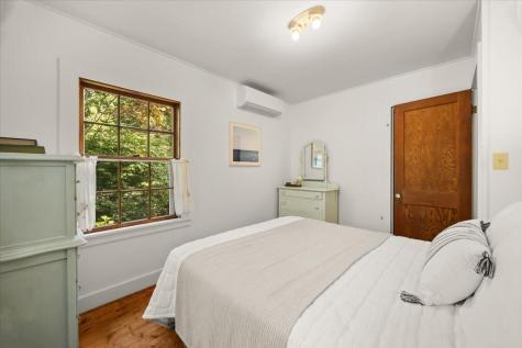 89 F R Lillie Road Woods Hole MA 02543