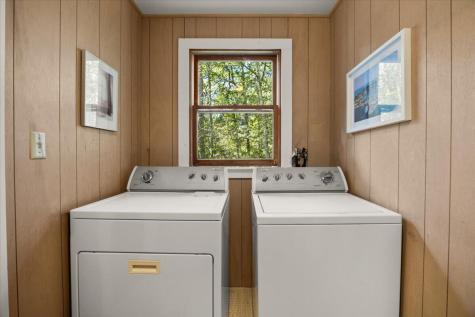 89 F R Lillie Road Woods Hole MA 02543