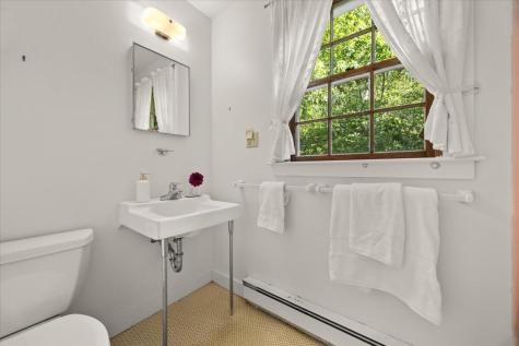 89 F R Lillie Road Woods Hole MA 02543