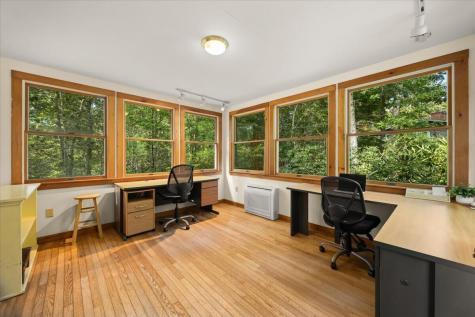 89 F R Lillie Road Woods Hole MA 02543