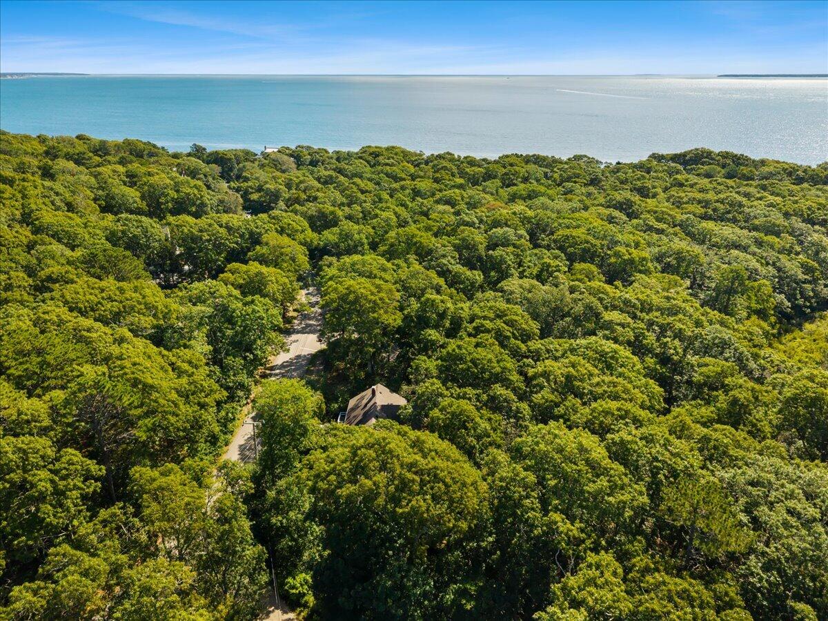89 F R Lillie Road Woods Hole MA 02543